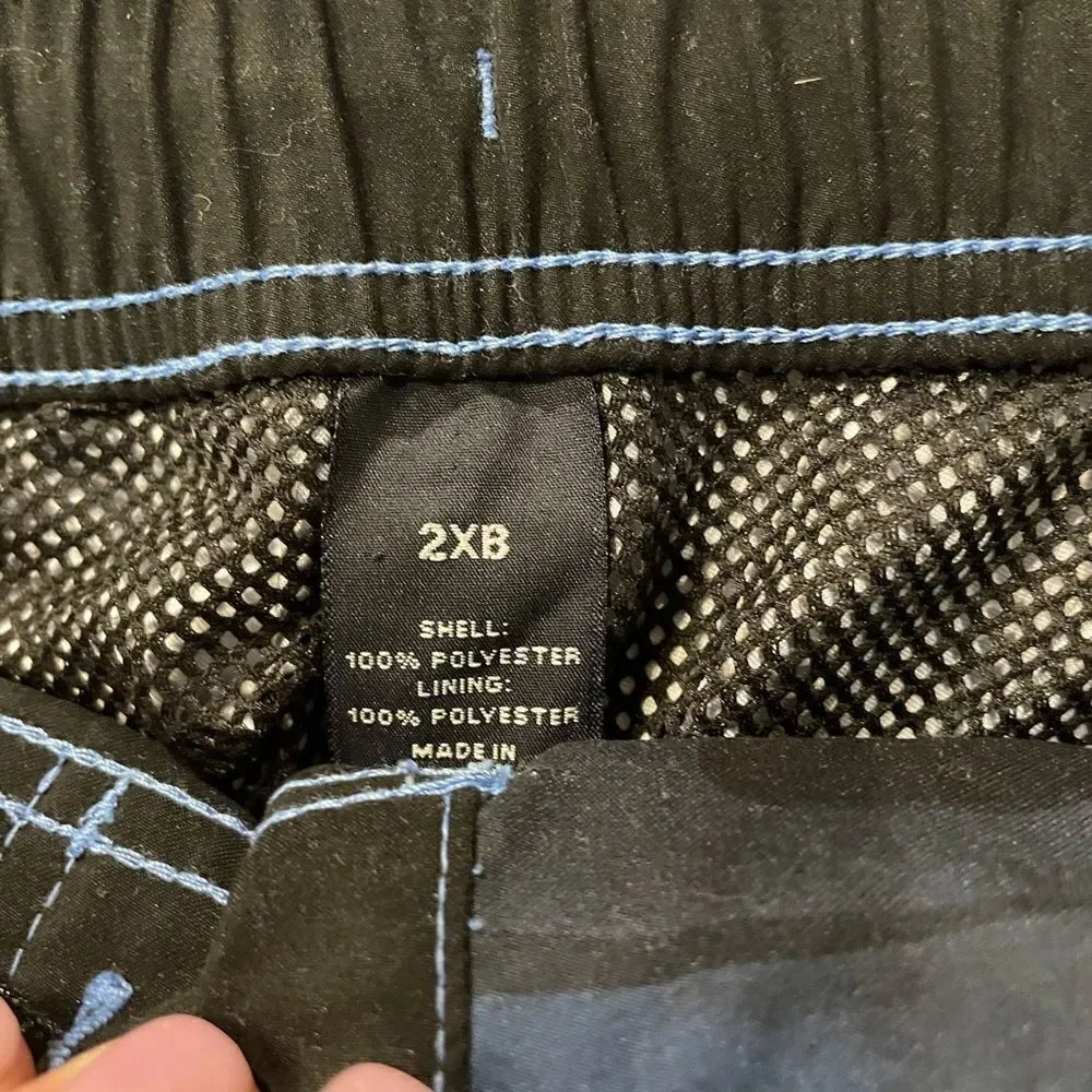 NWT Roundtree & Yorke Swim Trunks - Picture 4 of 7